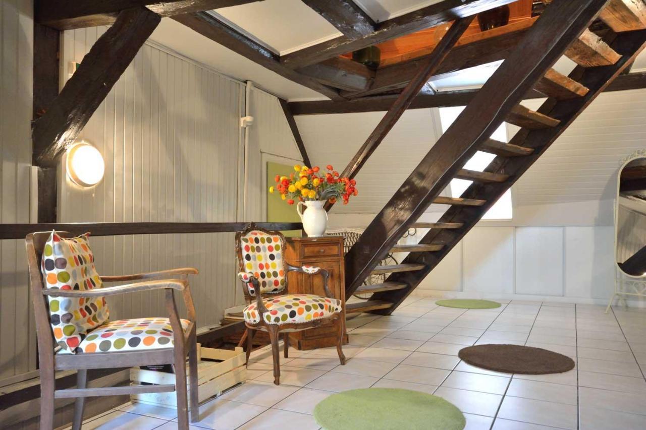 קולמר Chez Cecile Bed And Breakfast Chez Le Vigneron מראה חיצוני תמונה