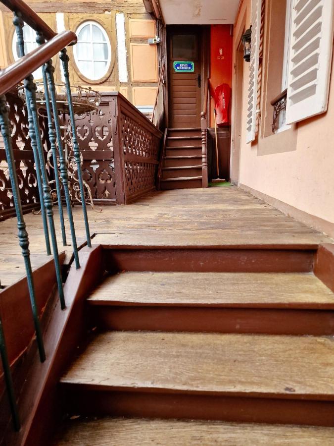 קולמר Chez Cecile Bed And Breakfast Chez Le Vigneron מראה חיצוני תמונה